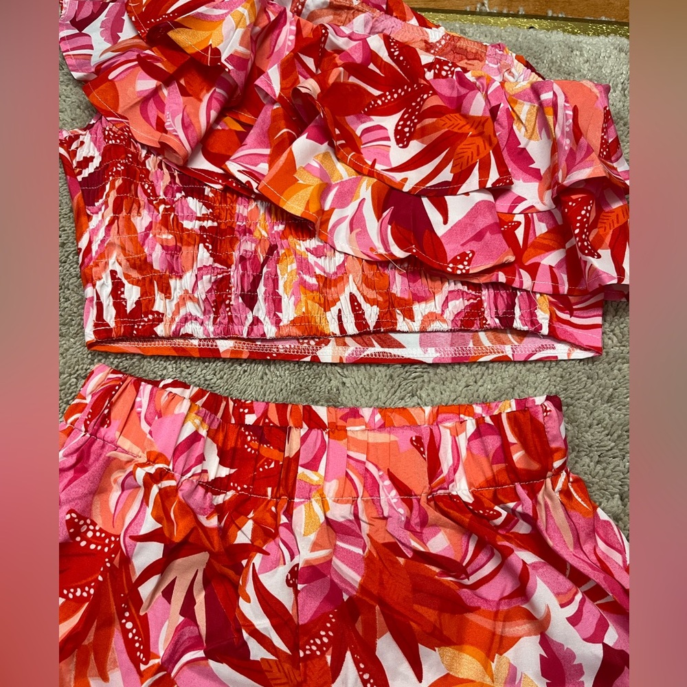 One Shoulder Pink & White Tropical Pattern coord set - Picture 4 of 6
